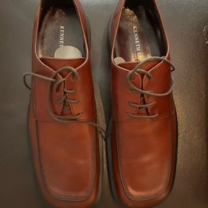 Brand New RARE Kenneth Cole Nee York Dress Shoes
